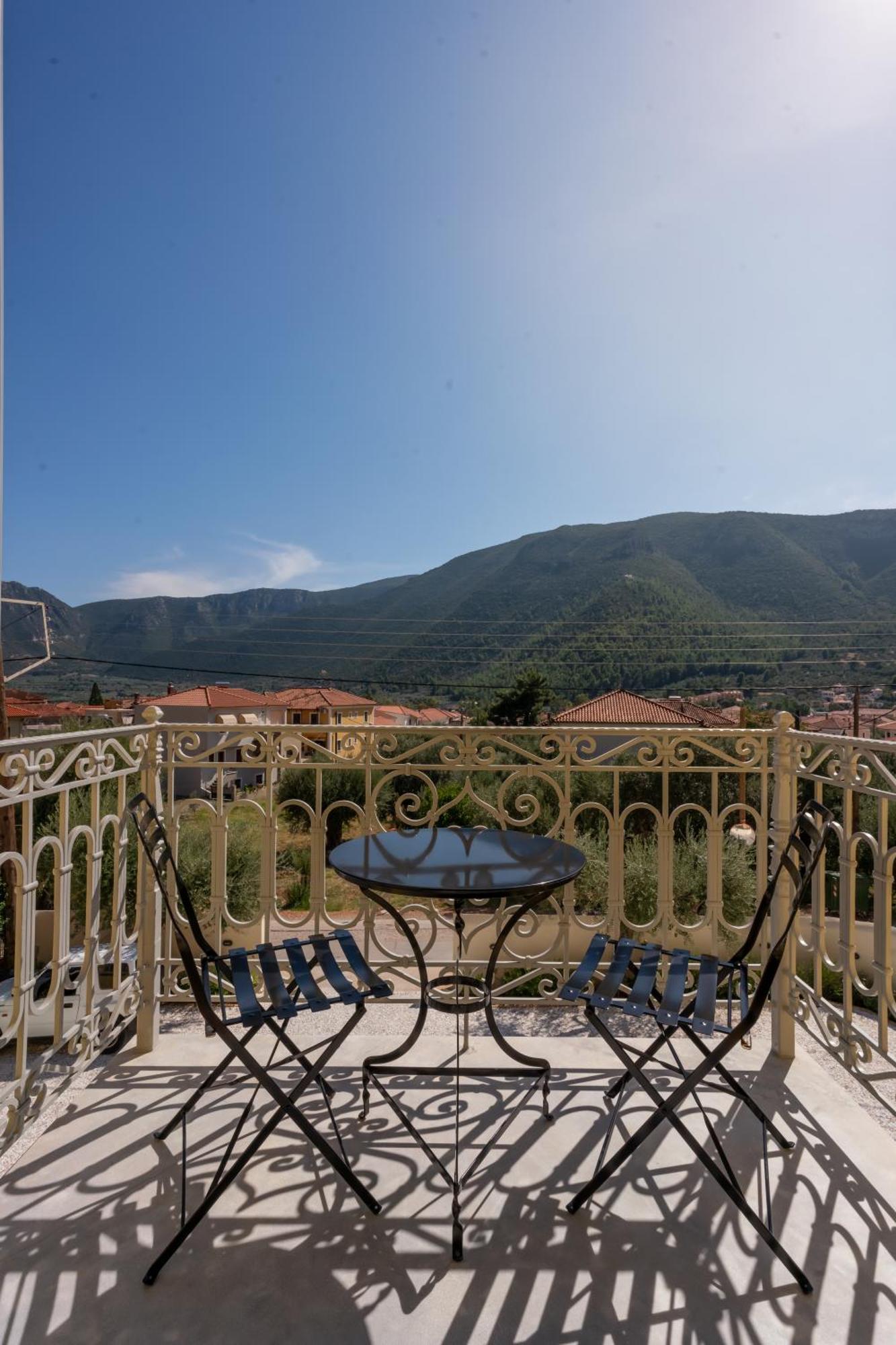 Kraka Apartments Leonídion Dış mekan fotoğraf
